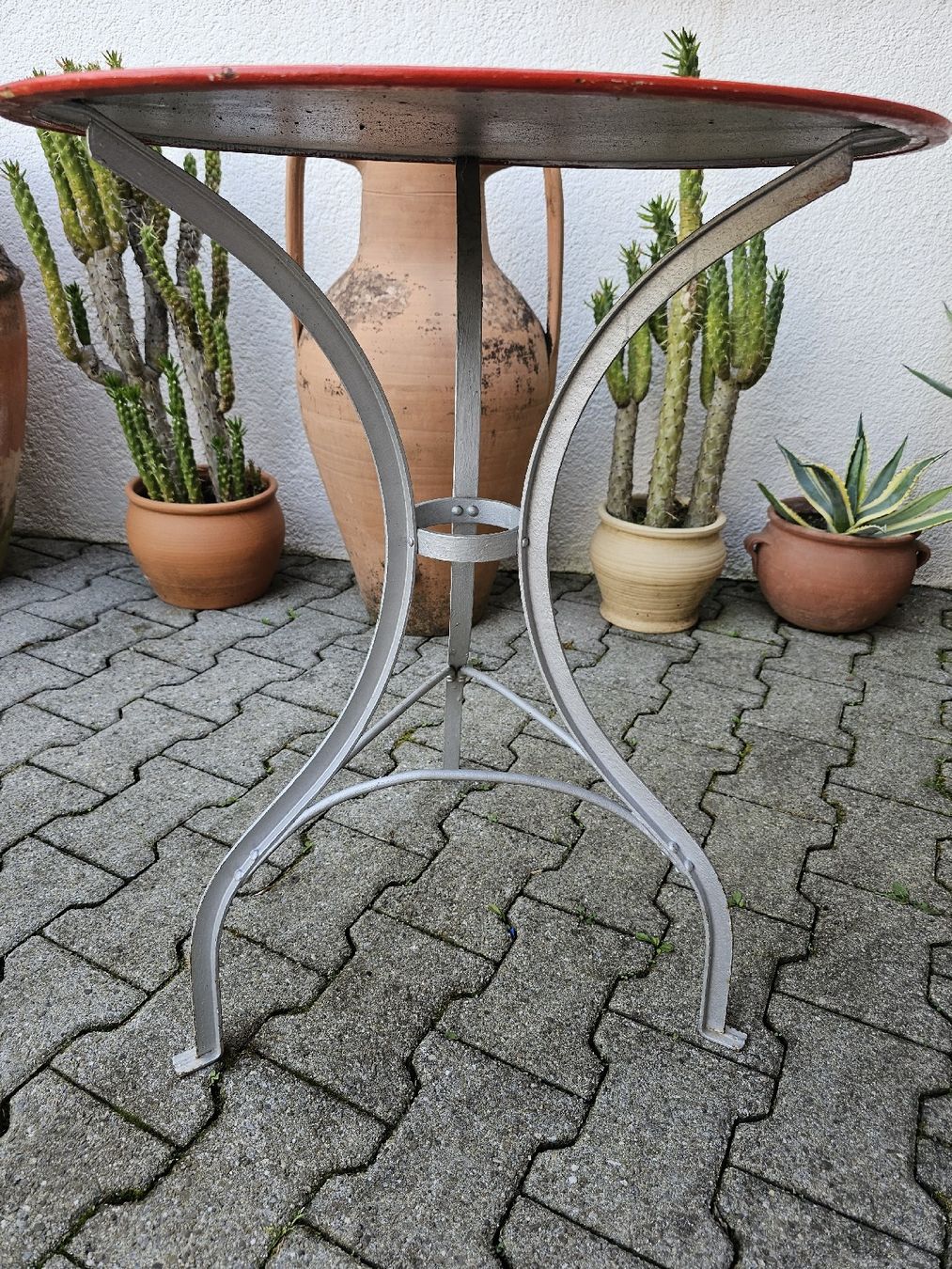 Tavoli: Bistrotisch Metall Tisch antik – Usato da Villnachern venduto da hasta08 1