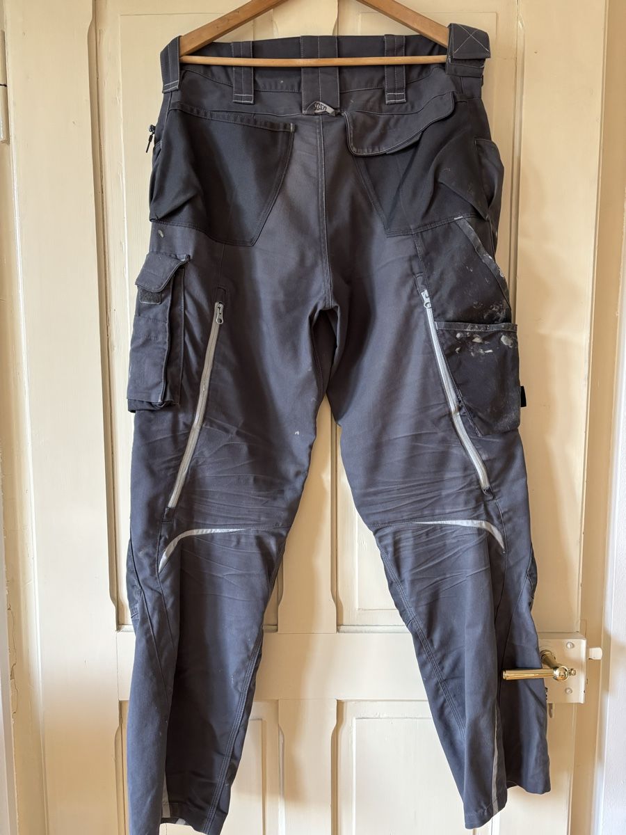 Engelbert Strauss Hosen: Engelbert Strauss Motion 2020 Gr. 52 grau – Gebraucht aus Lyss von PlaneSpotter 2