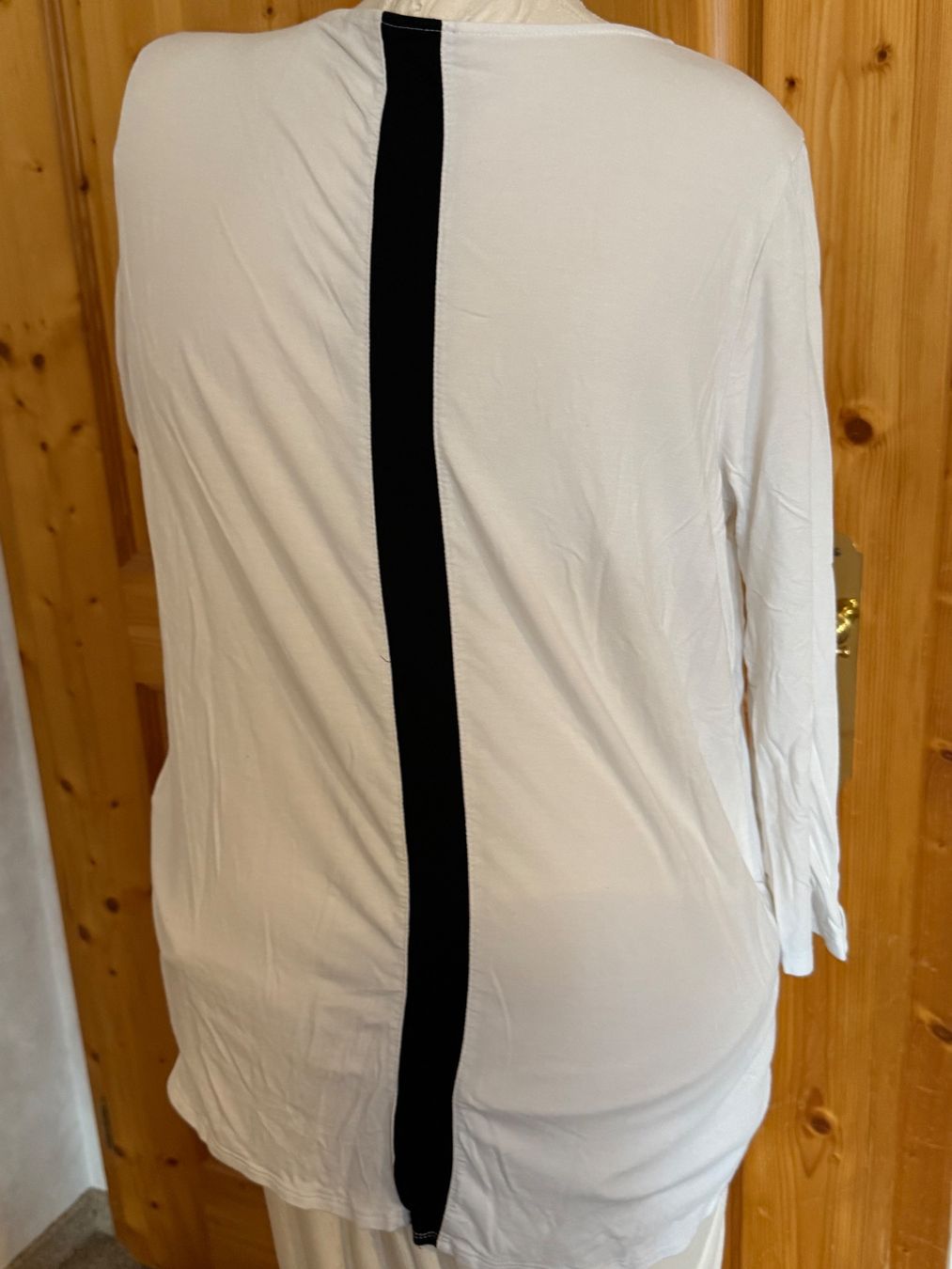 Blusen: Weisses Bluse Gr. 40 stylisch! – Gebraucht aus Hundwil von Sandysan1702 1