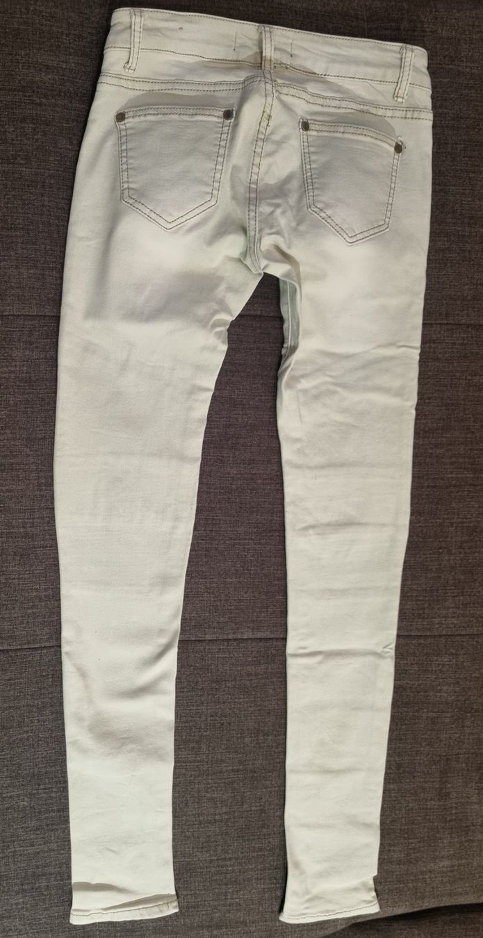 Pantaloni: Mädchenjeans Gr. XS – Usato da Oberrüti venduto da Nicki_Like 2