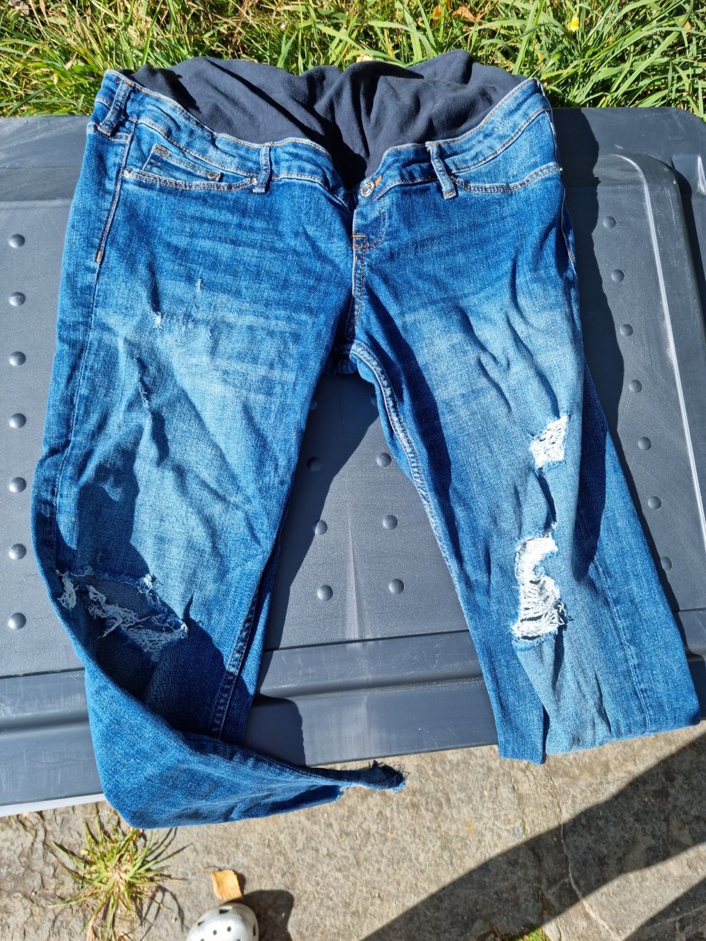 Lotti di vestiti: Habits grossesse – Usato da Ste-Croix venduto da lnbu1 4