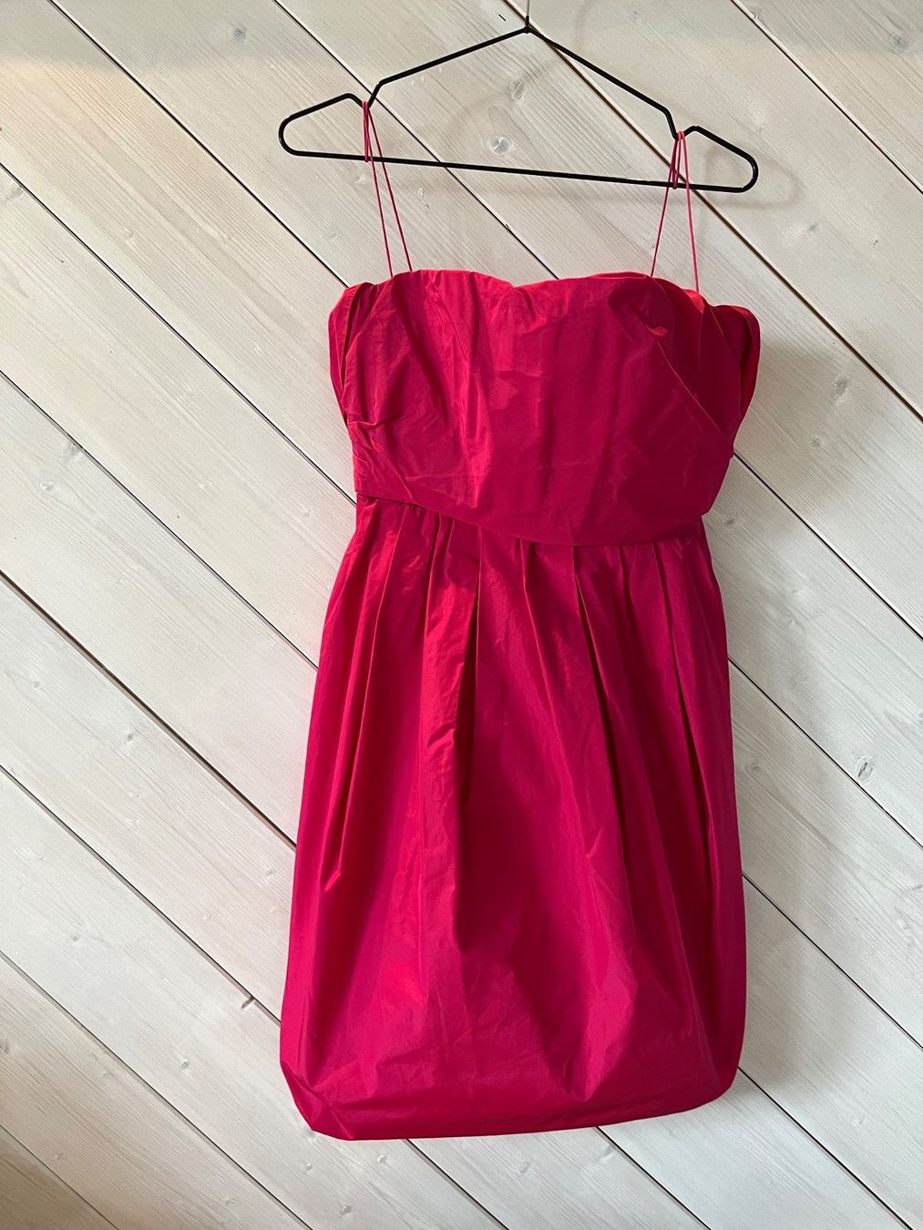 Robes et jupes: Robe Carwen 36 – Neuf (Voir description) à Estavayer-le-Lac par mcha