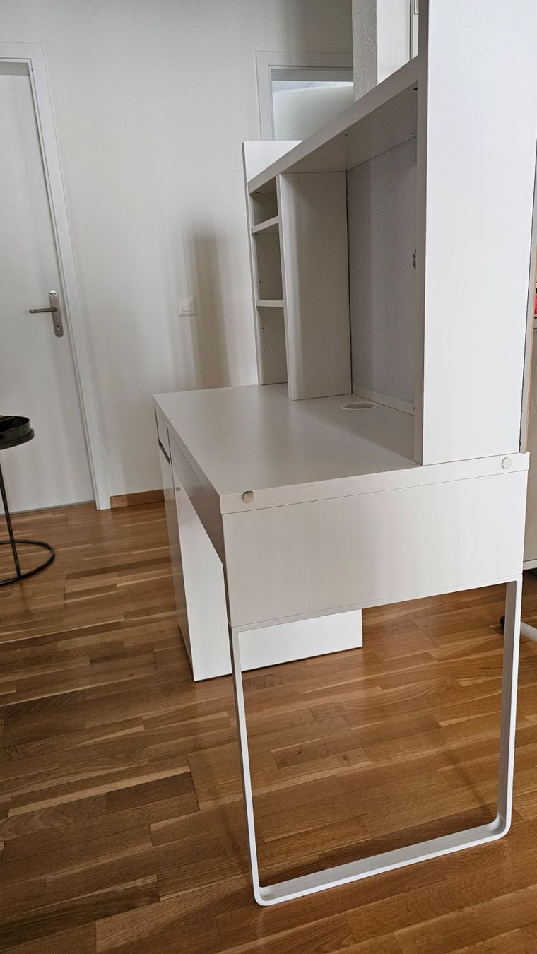 Ikea Scrivanie: Schreibtisch – Usato da Würenlos venduto da aldinsara 1