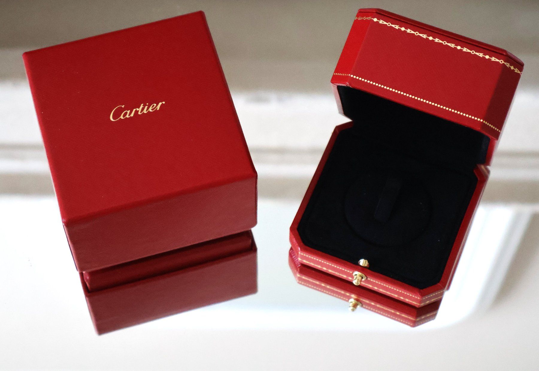 Cartier Schmuckkästen: Cartier Ring-Schmuckbox - neu – Neu und originalverpackt aus Zürich von 04BoBedre 3