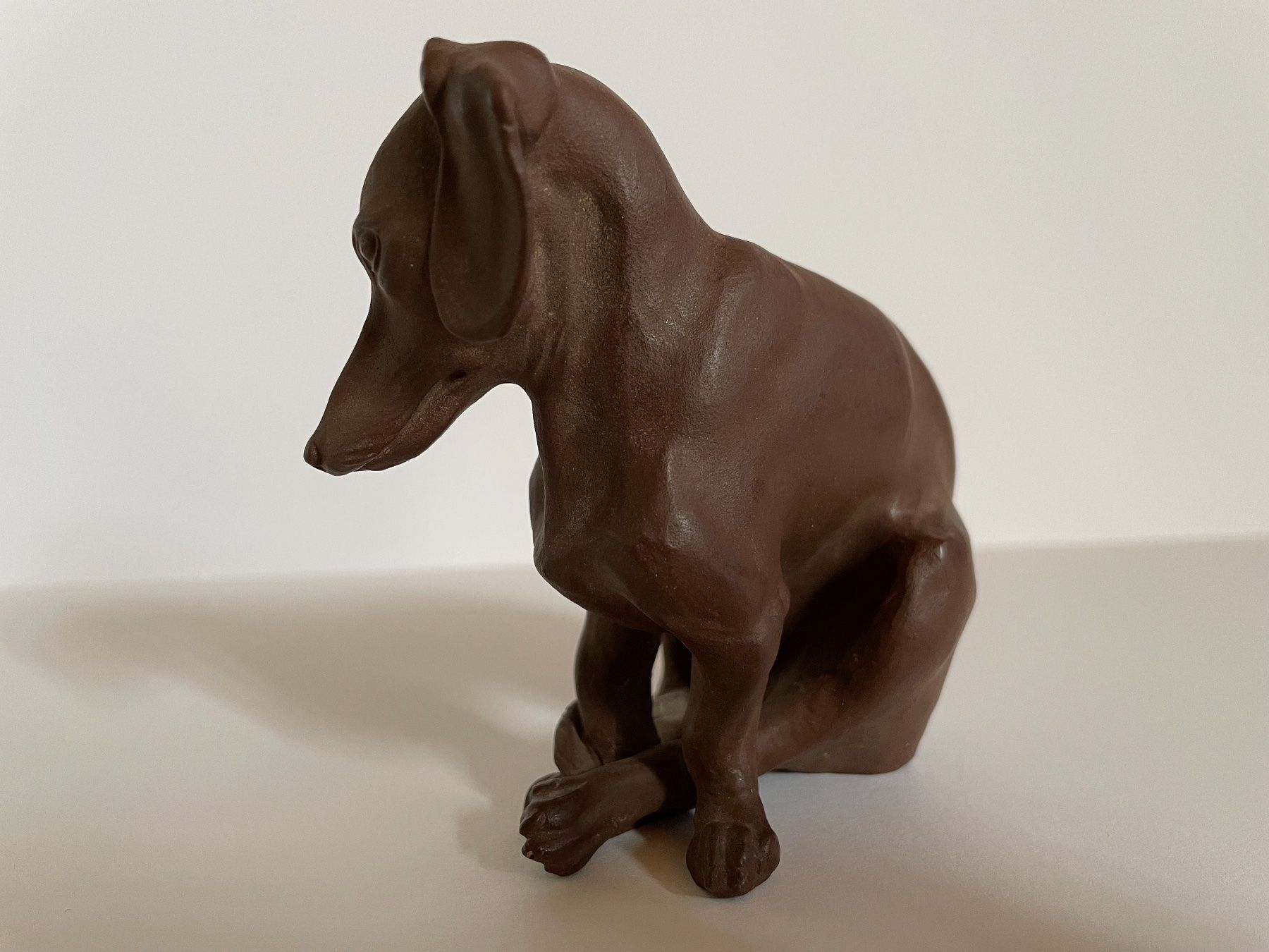 Sculture & Statue: Meisen BÖTTGERSTEINZEUG. Le teckel – Usato da St-George venduto da Raretefacts 2