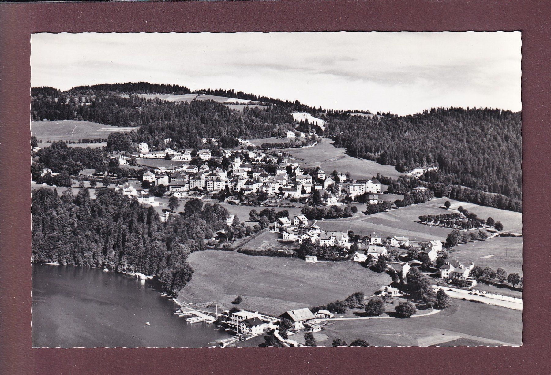 Cartoline postali: Vue aérienne - LES BRENETS – Usato da Pully venduto da nicecards
