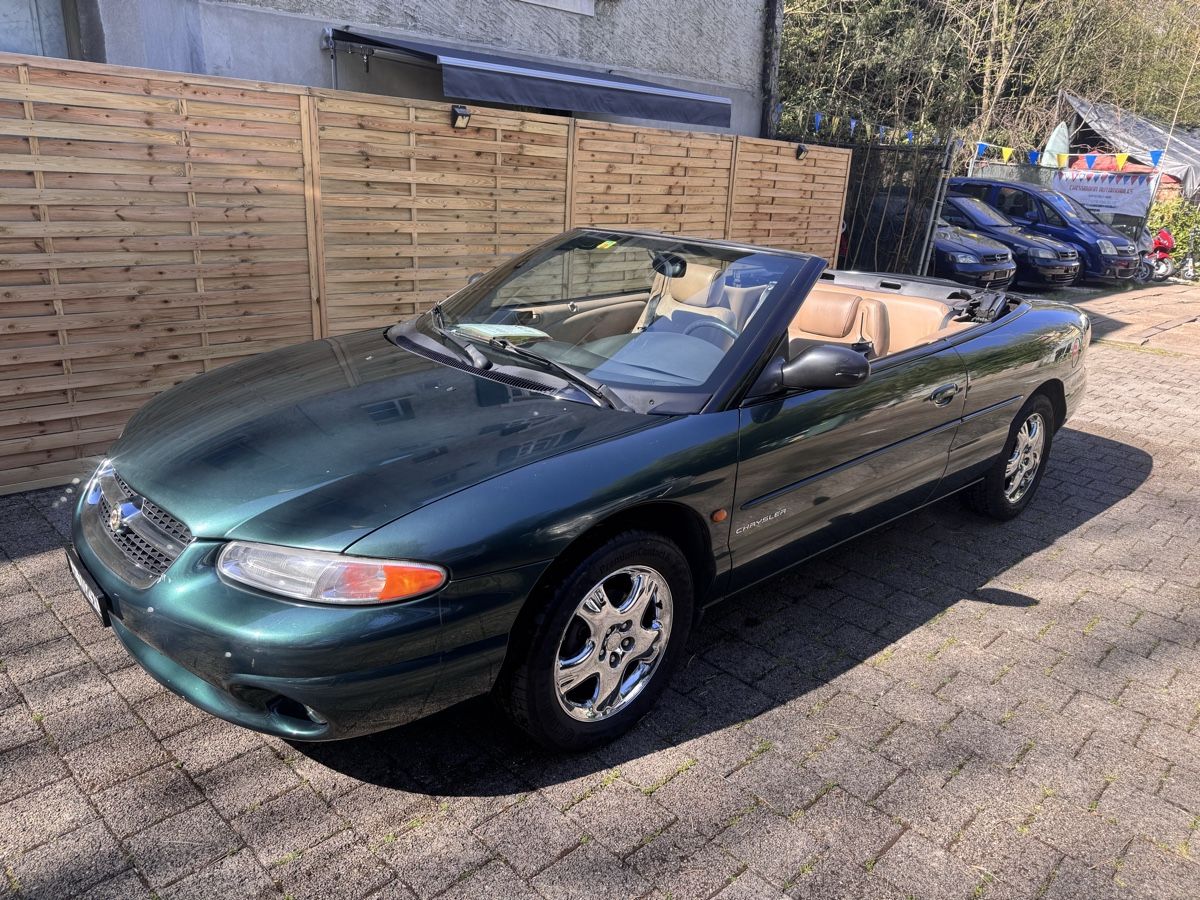 Chrysler Automobili: Chrysler Stratus cabriolet 2.5 automatique – Usato da Veyrier venduto da Chessmann_Douane1255 5
