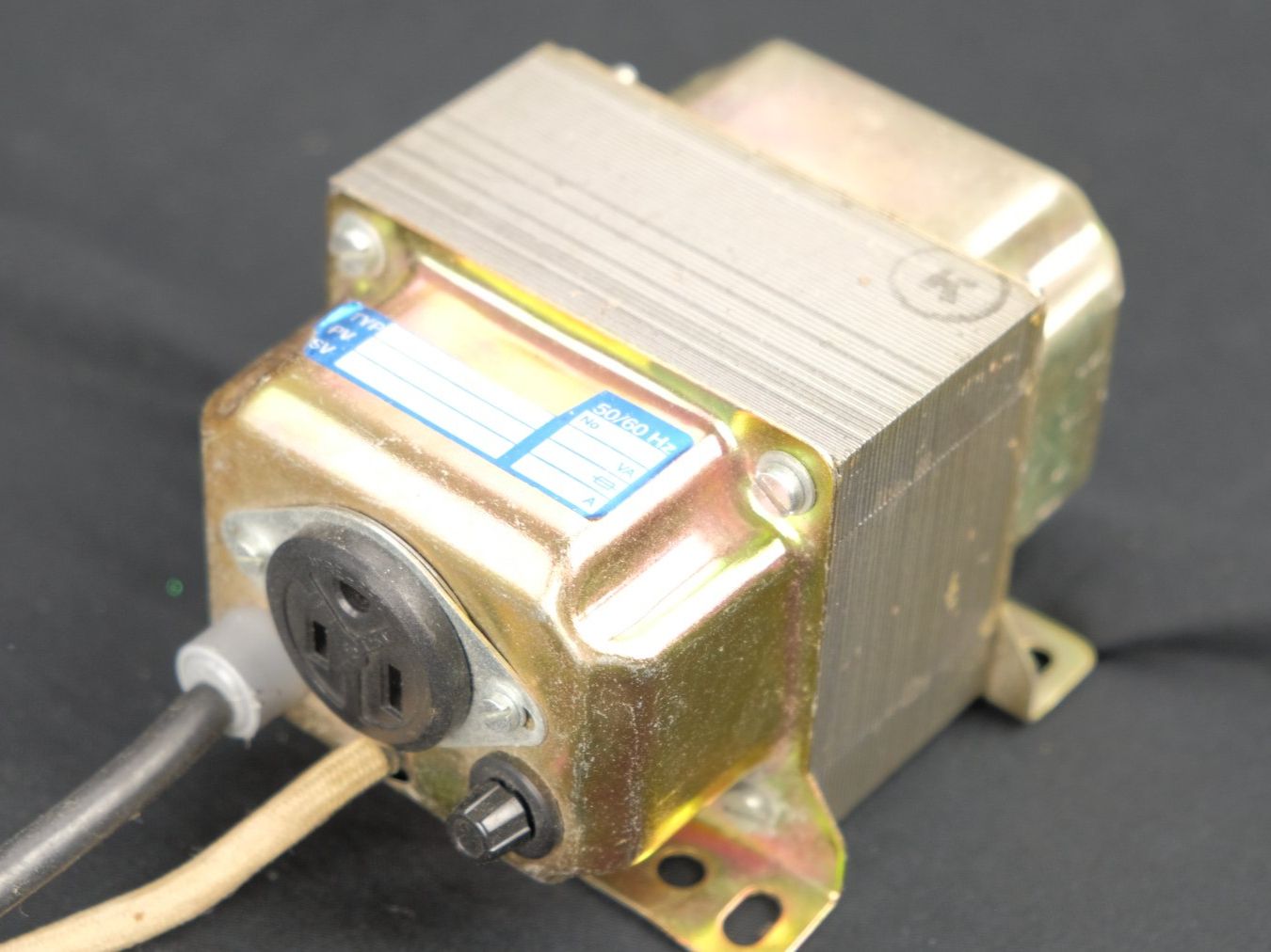 Ventilatoren: Vintage Mid-Century - Tischventilator mit Trafo - 1940er – Gebraucht aus Volketswil von brockipfannenstil 8