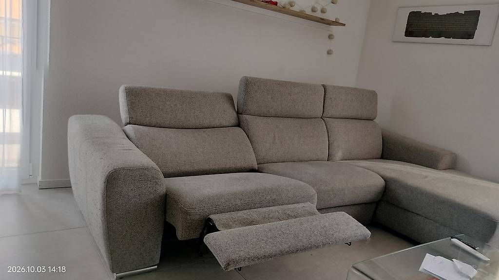 Livique Sofas: Canapé avec méridienne commande électrique des sieges – Gebraucht aus Blonay von Ricco33 2