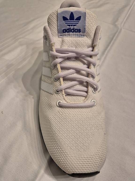 Scarpe da uomo: Baskets Adidas 44 – Usato da Blonay venduto da Mafiouf 1
