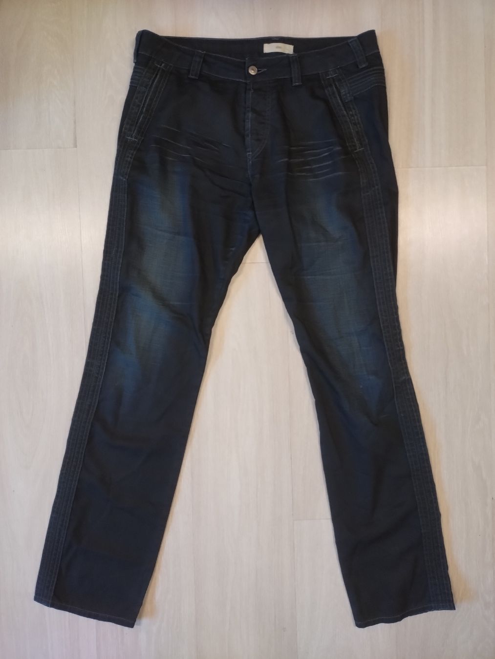Kenzo Jeans: Kenzo Jeans, Taille US 34-32, Slim Fit – D'occasion à Farvagny-le-Grand par LaCaverne