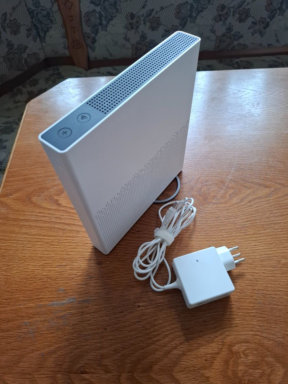 Swisscom Modems & Router: Swisscom Internet Router Centro Business 2.0 Top – Gebraucht aus Hunzenschwil von Hardrock6 1
