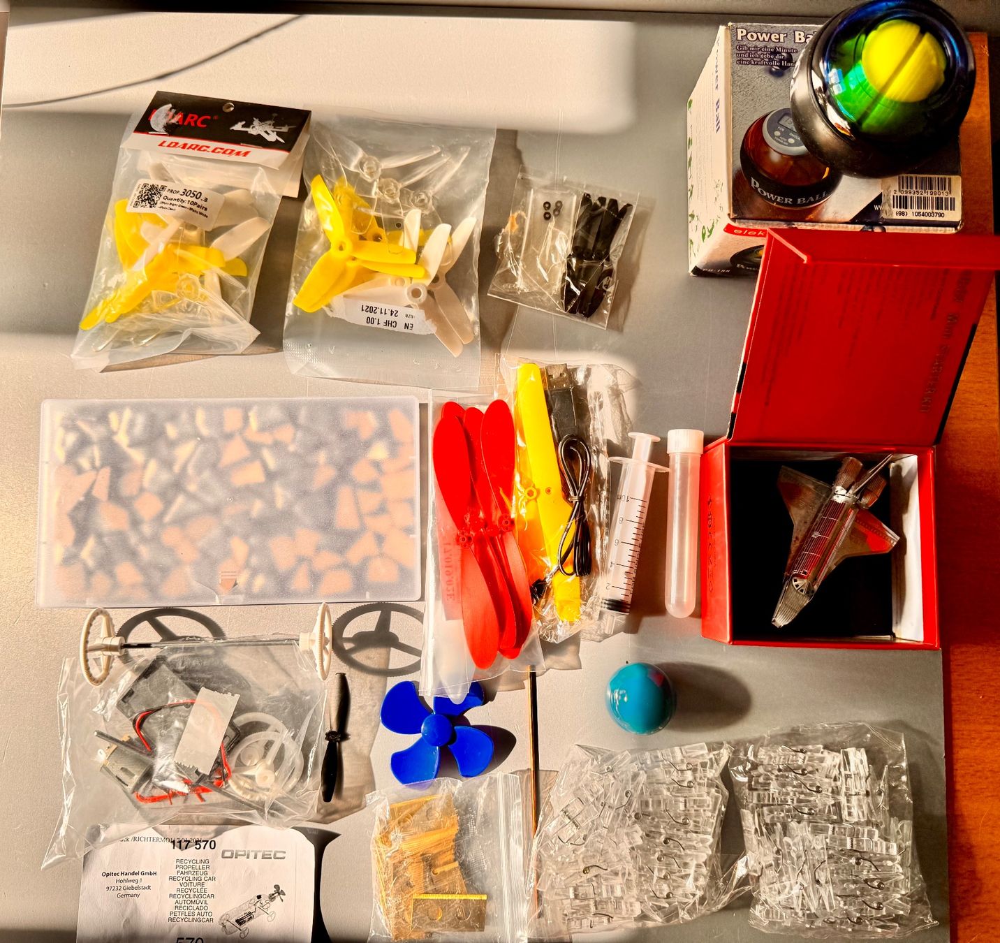 Kit bricolage: Bastelartikel – Usato da Hermetschwil-Staffeln venduto da Mobile2013