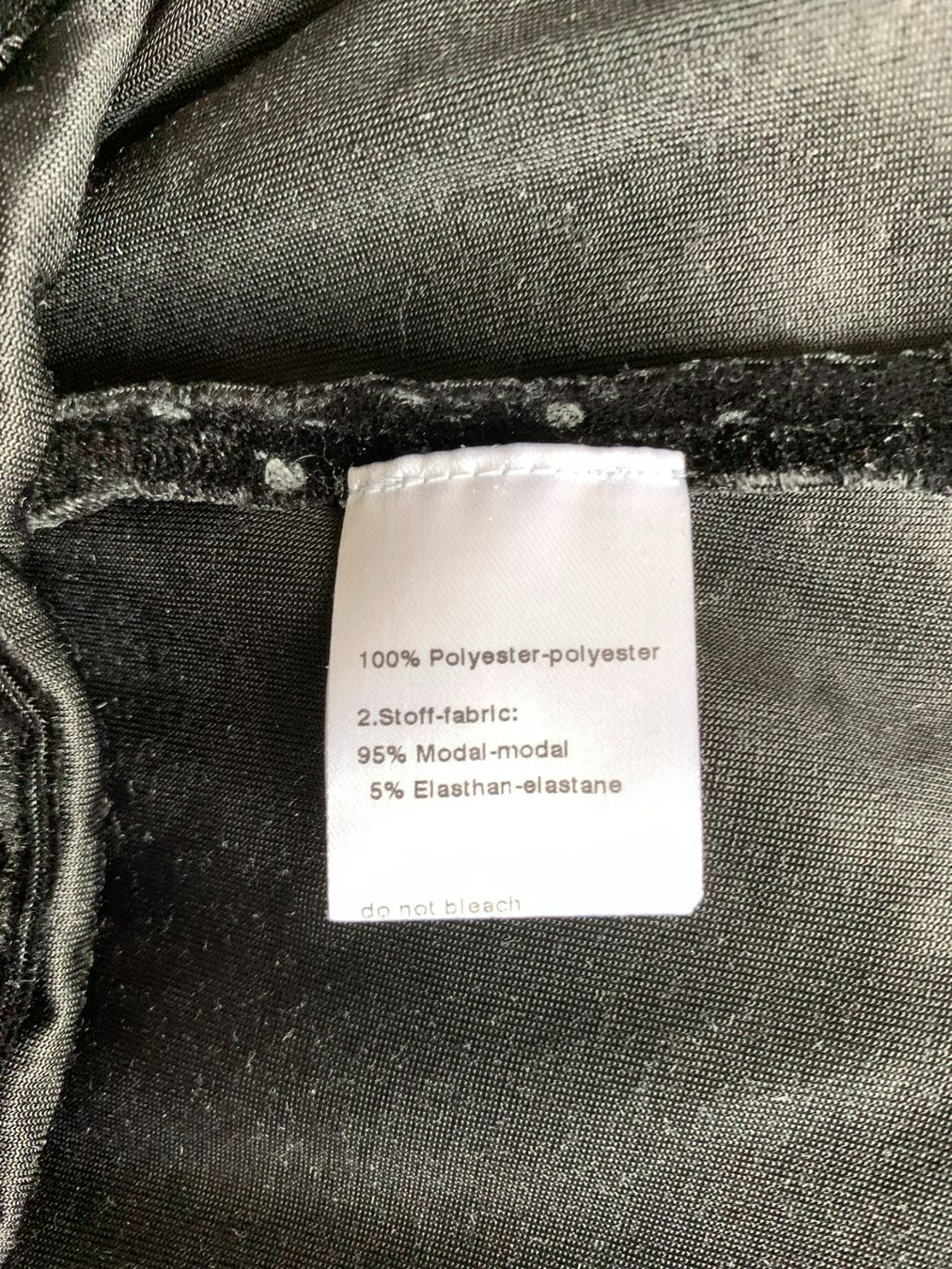 Akris Maglioni & Felpe: AKRIS: Exklusiver Rollkragen-Pullover mit Glitzersteinen, 36 – Nuovo (secondo la descrizione) da Luzern venduto da designluzern 6