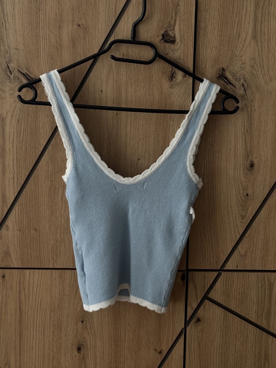 Tops: Hellblaues Feinstrick Top mit Spitze, Grösse Xs,neu – Neu (gemäss Beschreibung) aus Aarburg von Sonnenschein6 1