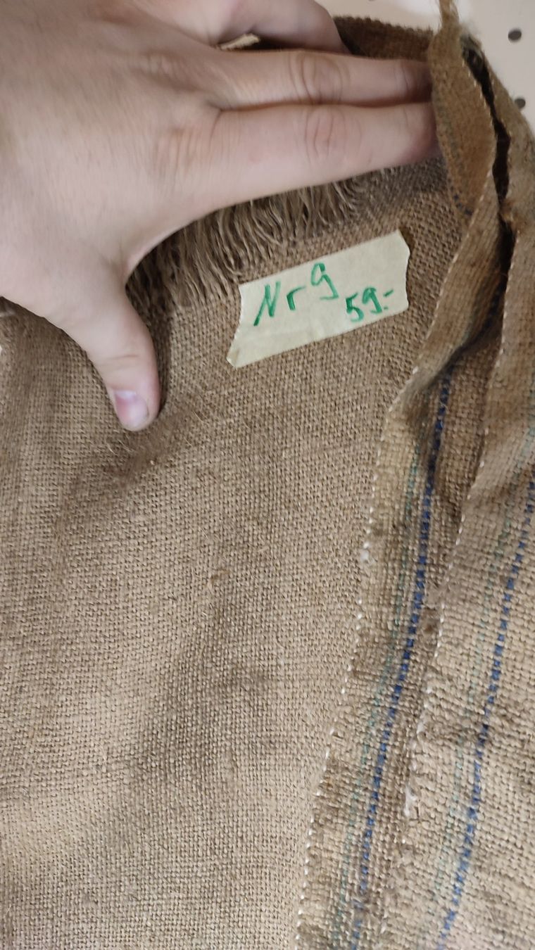 Tessuti: Wunderschöner alter Jutesack Nr 9  Kalkammonsalpeter – Usato da Gelterkinden venduto da MYSTOREFORYOU4460 4