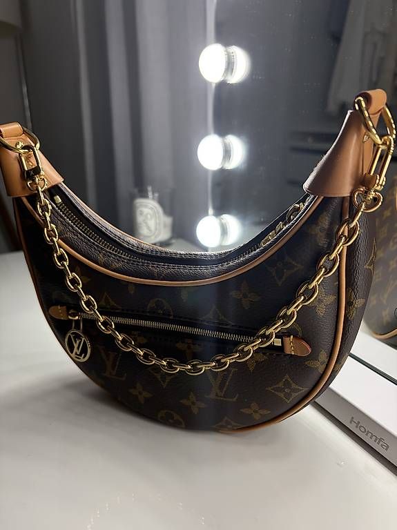 Sacs femmes: Louis Vuitton Loop – D'occasion à Boll par son_by2h