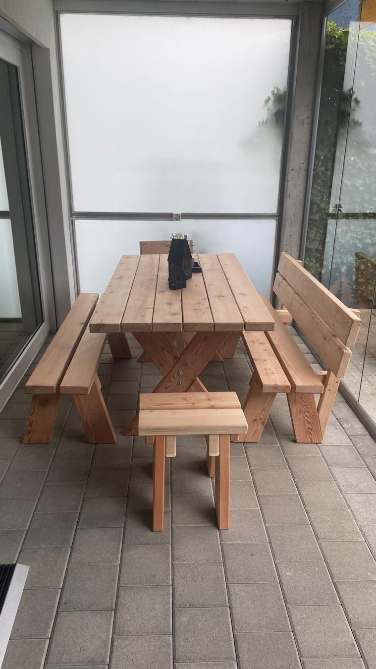 Set di tavolo e panche: Gartentisch – Usato da Chur venduto da ivon68 1