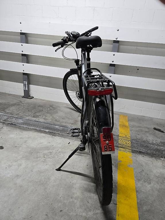 Cube Velos: E-Trekking Bike Cube 50cm – Gebraucht aus Lommiswil von Jam-iLL 2