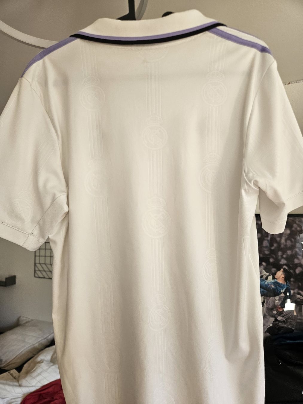 Adidas Canottiere & Pantaloni: Real Madrid Trikot 2022/23 – Usato da Arlesheim venduto da DavidB_00 1