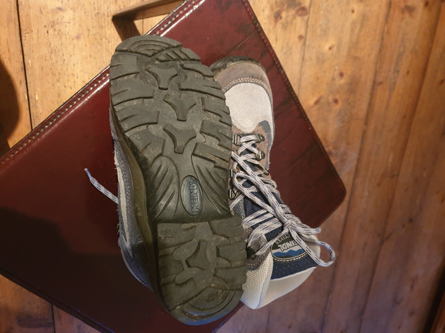 Meindl Schuhe für Jungen: wanderschuhe – Gebraucht aus St.Gallen von EL03 3