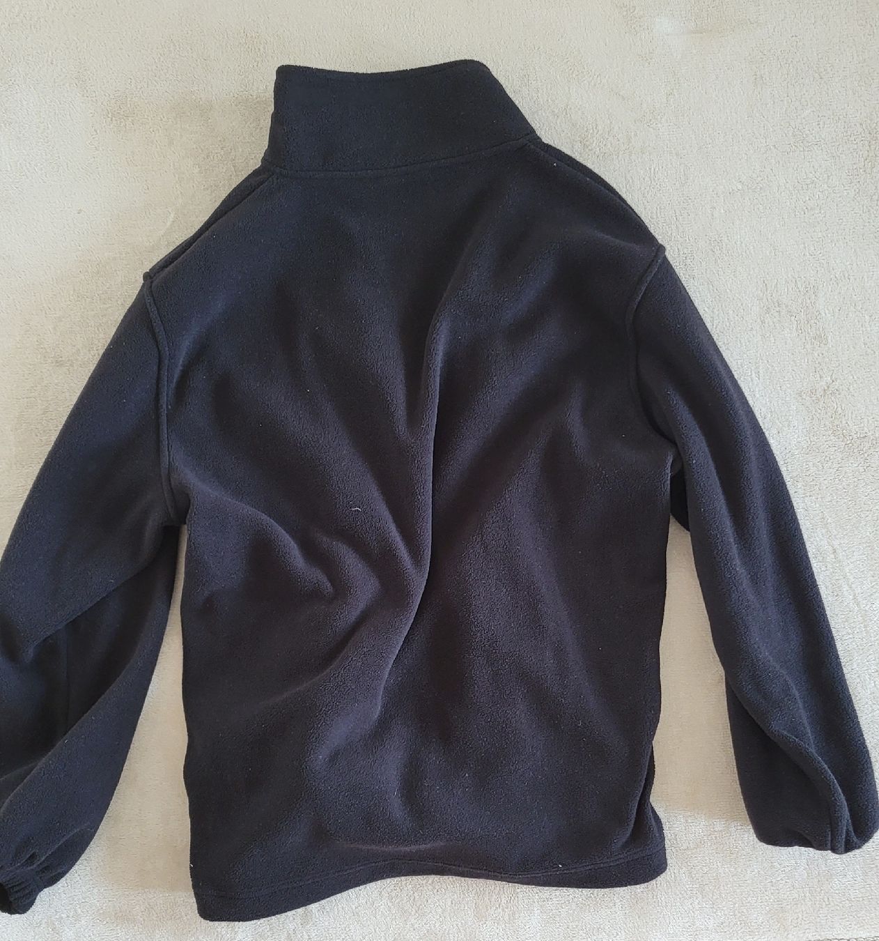 Maglioni & Felpe: Fleece Pullover Schwarz Gr. L – Usato da Uster venduto da mivoe90 2