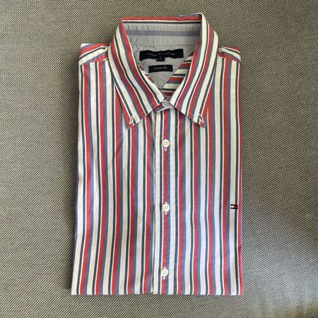 Tommy Hilfiger Hemd – Herrengröße L – Sommerstreifen