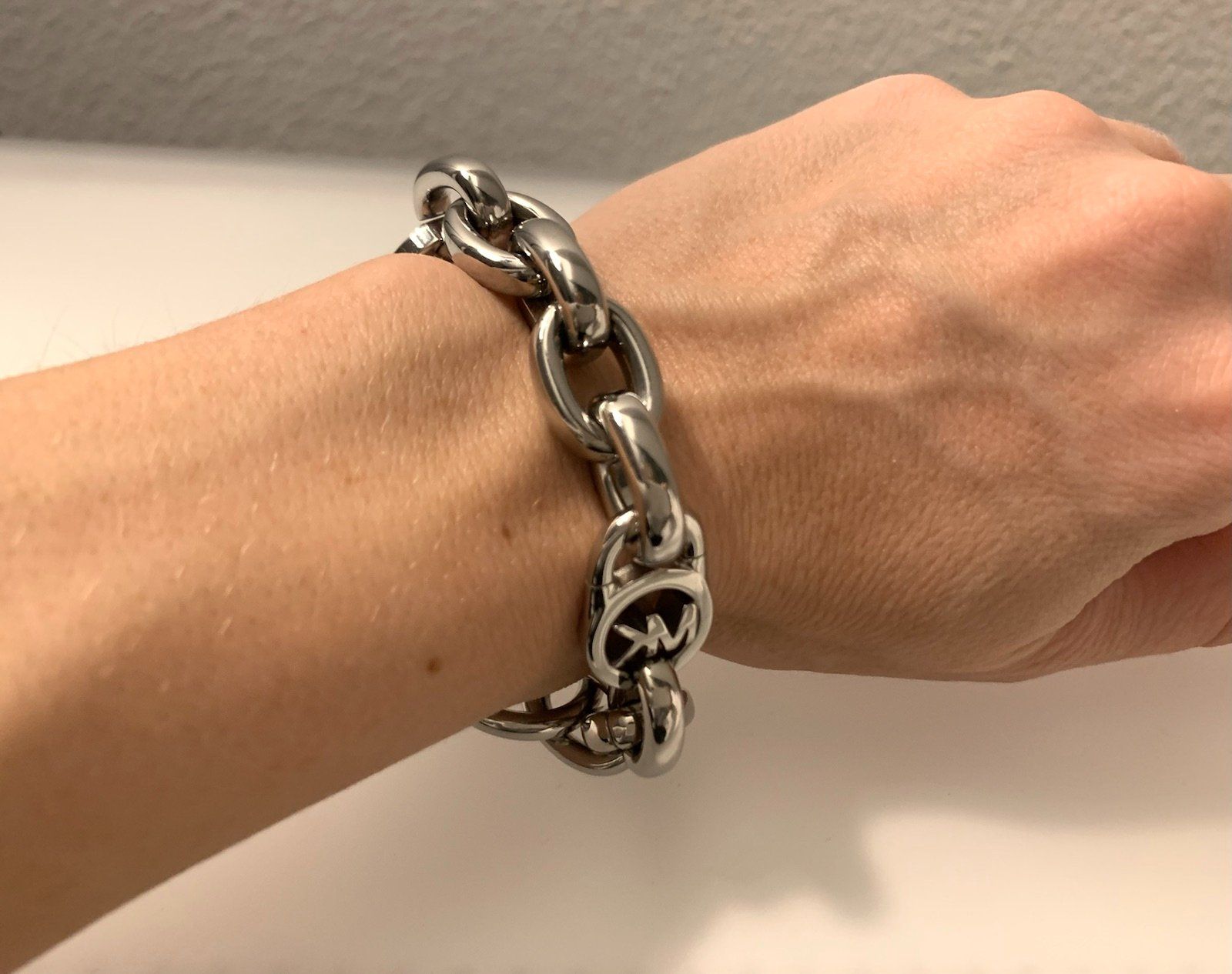Michael Kors Armbänder & -reifen: Michael Kors Armband MK Heritage – Gebraucht aus Mörschwil von Nrohner 2