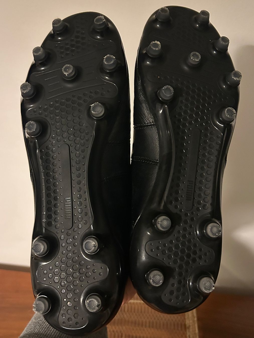 Puma Herrenschuhe: Puma King Pro FG, schwarz, EU 43 / UK 9 – Gebraucht aus Zürich von emkay13 4