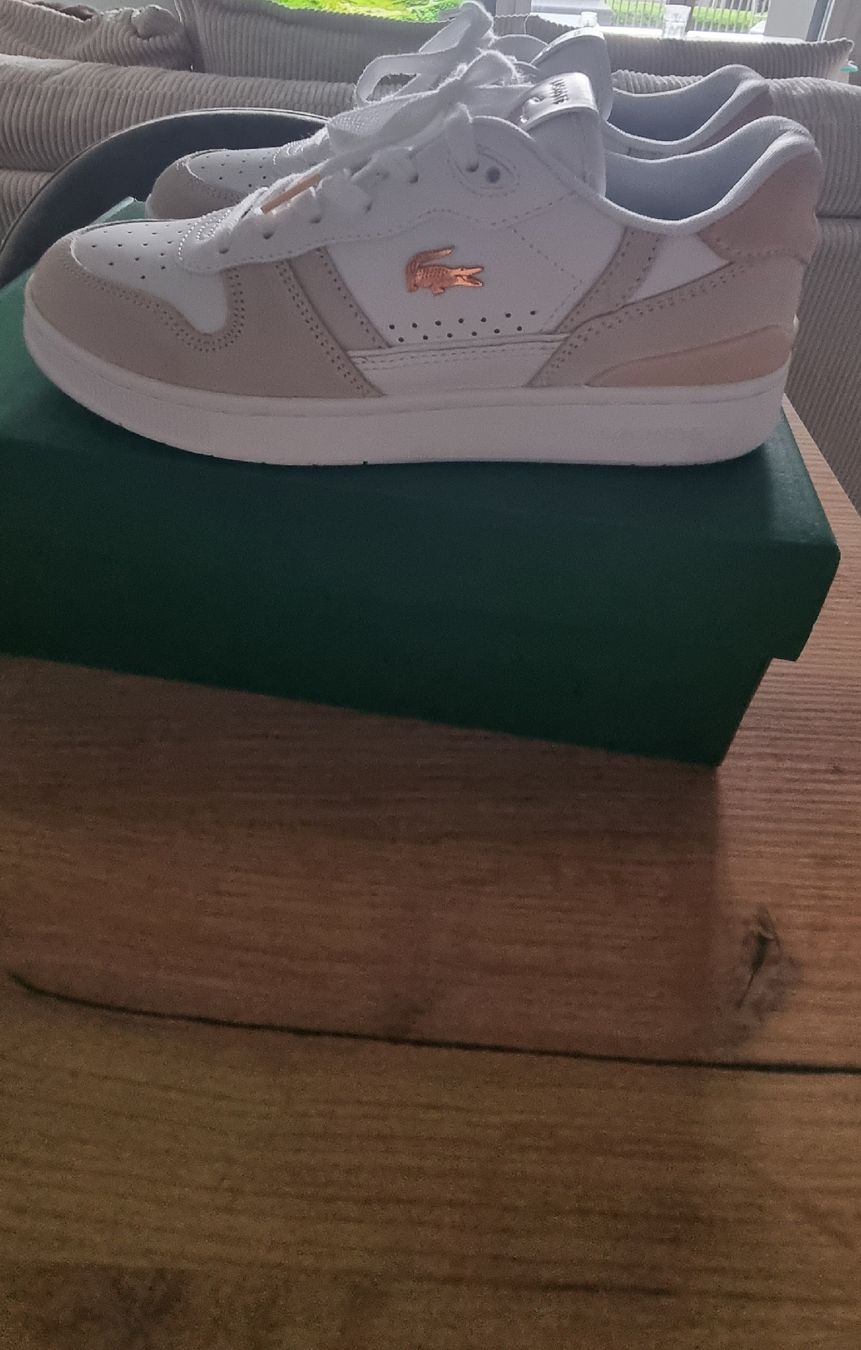Lacoste Scarpe da donna: Lacoste T-Clip Sneaker, Neu, Grösse 39 – Nuovo (secondo la descrizione) da Meilen venduto da Angelinaa98 2