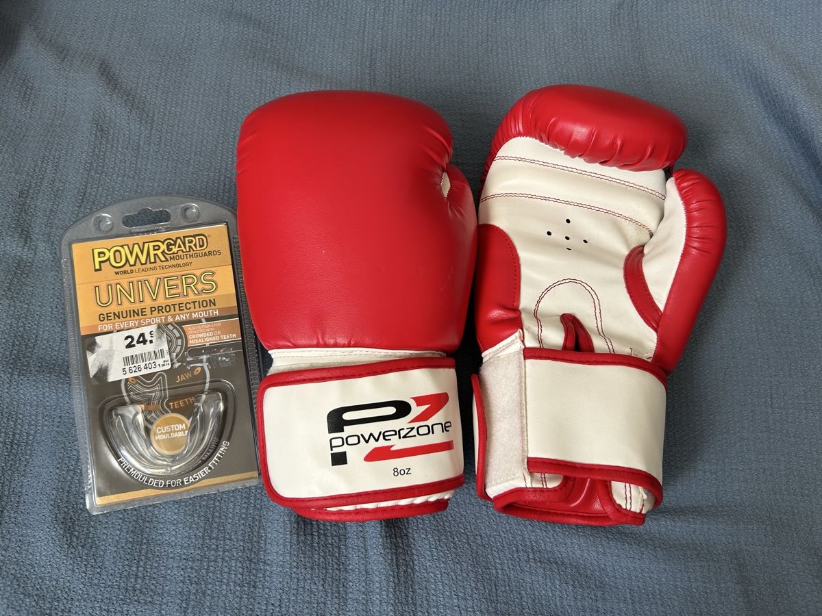 Kinderhandschuhe: Powerzone 8oz Boxing Gloves - Red/White Sparring Set – Neu (gemäss Beschreibung) aus Genève von NipponiaNippon