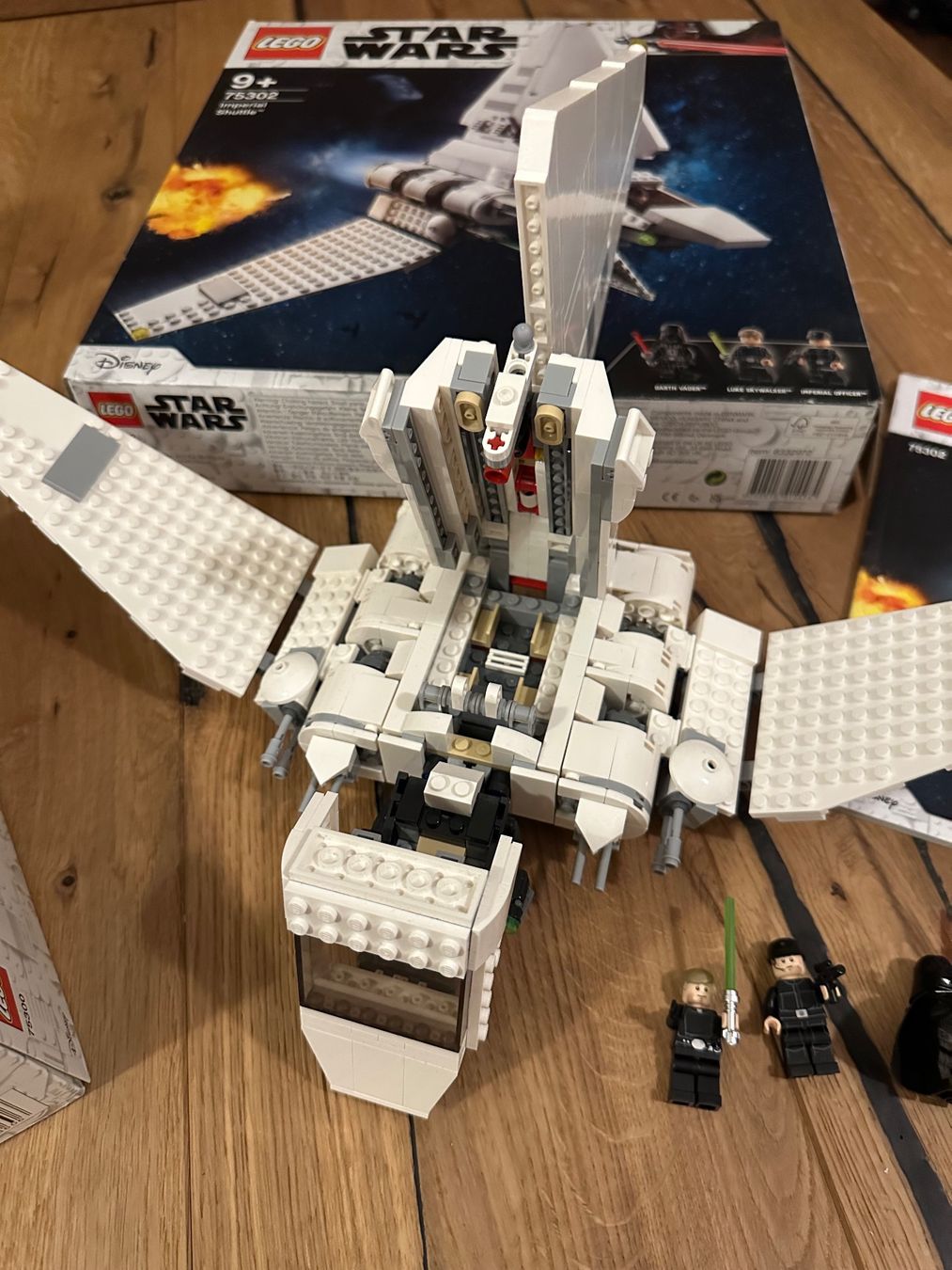 Lego Kit di costruzioni: LEGO Star Wars - Imperial Shuttle 75302, TIE Fighter 75300! – Usato da Edlibach venduto da sommerwiesengelb 5