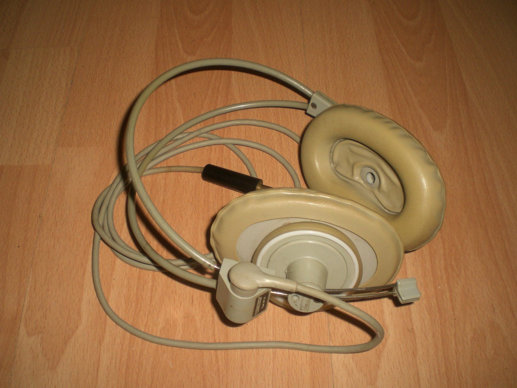 Radiocomunicazione: Funkgerät Headset Telectric – Difettoso da Grellingen venduto da Neuron67 2