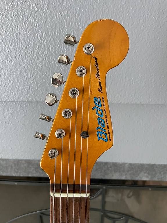 Musikinstrumente: Vendo Blade Texas Standard – Gebraucht aus Medeglia von bob962 2