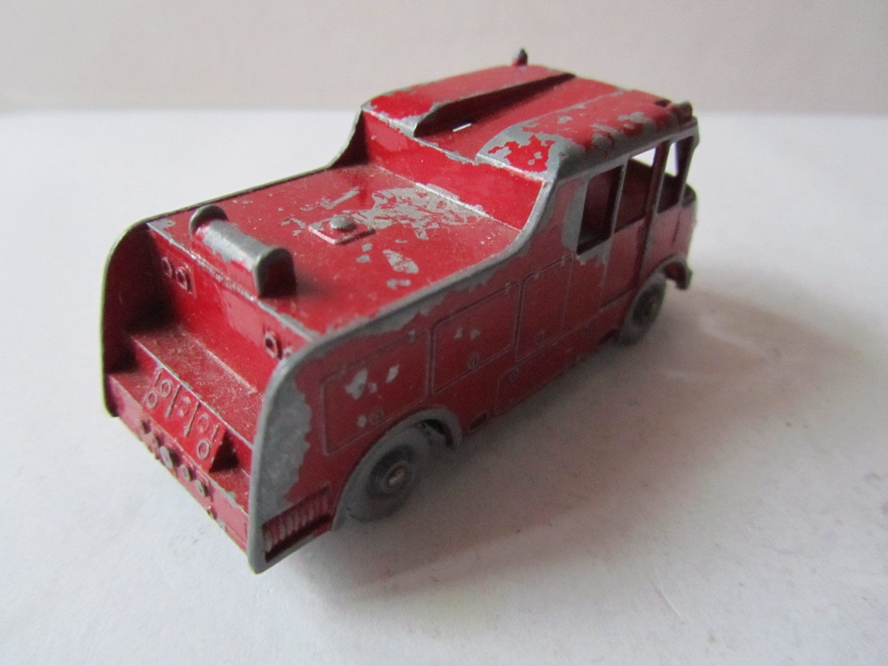 Matchbox Modellautos: Fire Engine, Matchbox Lesney, Nr. 9C, 1959-66 – Gebraucht aus Weiningen ZH von dietsch57 2