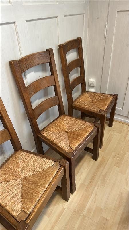 Sedie: 9 x rustikale Holzstühle – Usato da Sissach venduto da ZuercherTechnikAG 1