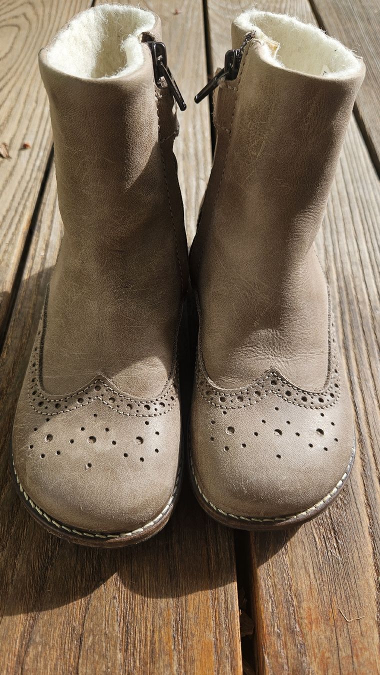 Scarpe per ragazze: gefütterte Stiefeletten Gr.30 – Usato da Balgach venduto da Floeru84 4