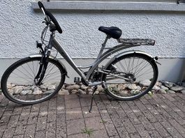 Villiger Tourenvelo gefedert. 