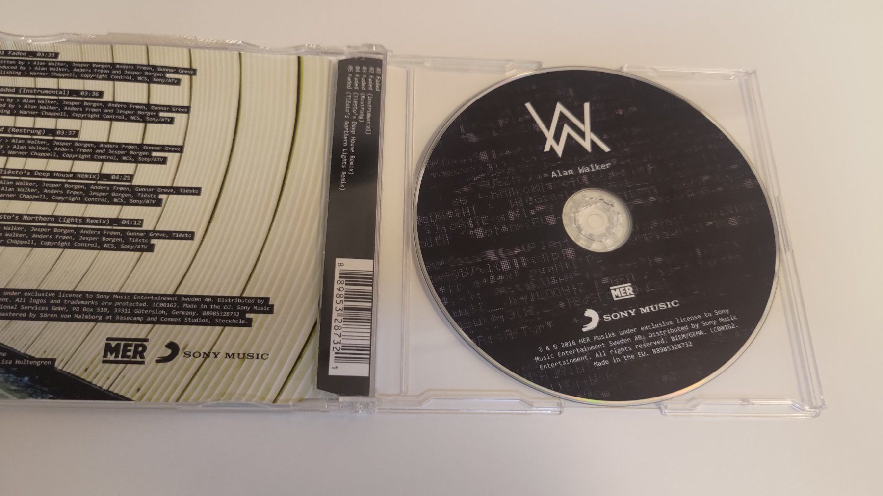 CD: CD Alan Walker Faded ab 1.- – Usato da Dörflingen venduto da anubis-grahl 2
