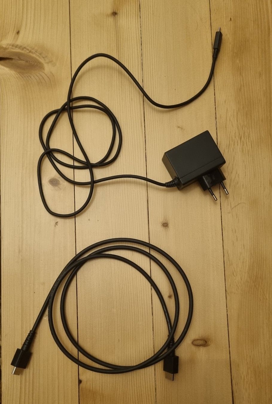 Nintendo Console: Nintendo Switch v1 – Usato da Aubonne venduto da debelyoo 1