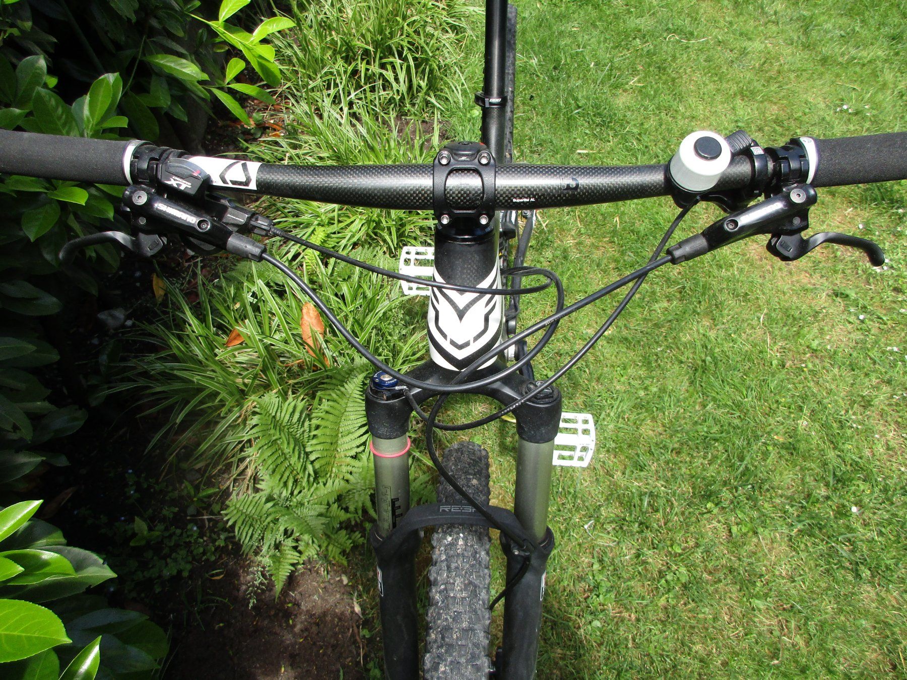 Biciclette: Fully MTB FELT EDICT Nine 2 voll Carbon Gr M 29" – Usato da Ottikon venduto da Locomotive01 6