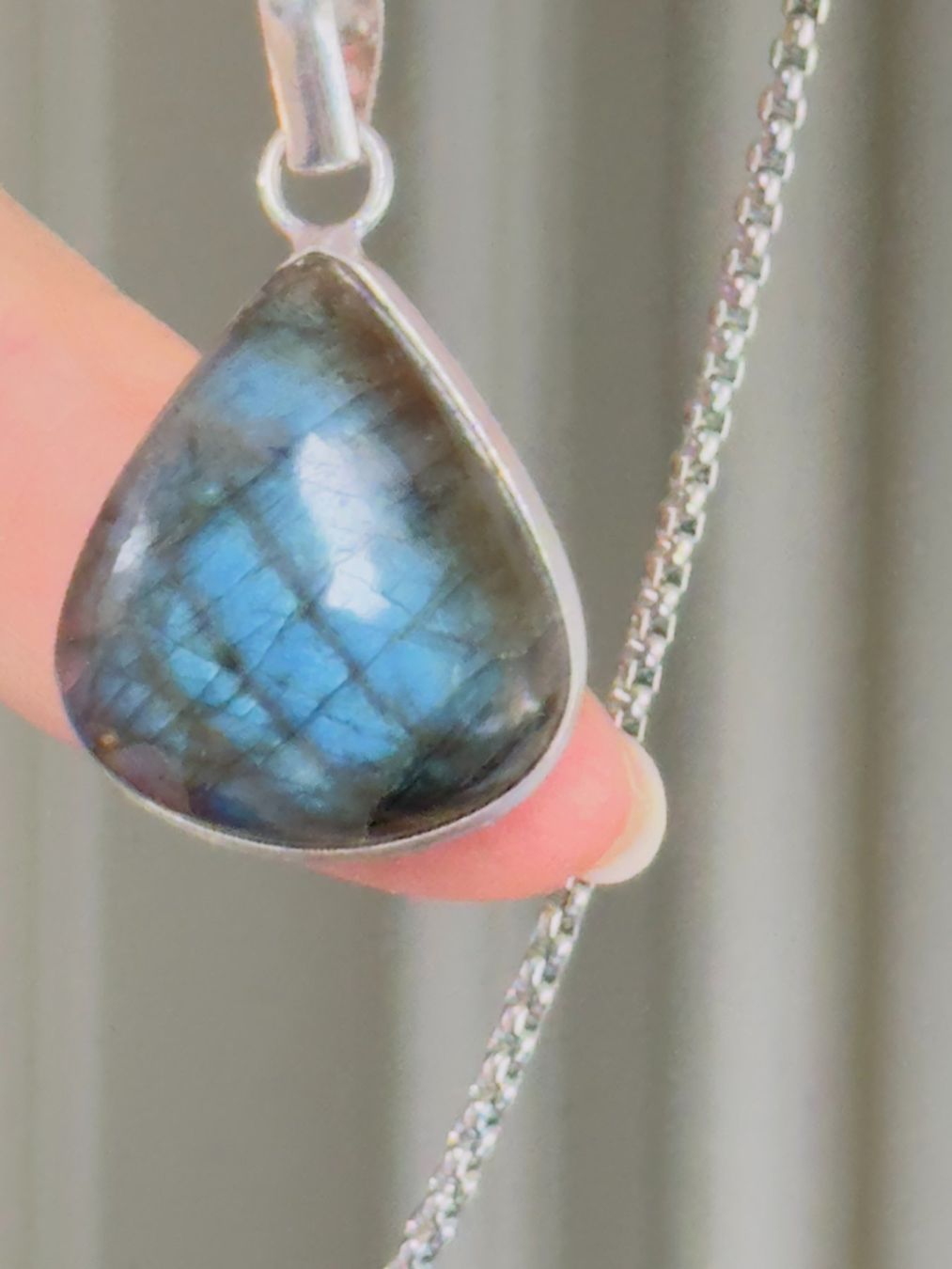 Catenine: Labradorite necklace – Nuovo e nell'imballaggio originale da Genève venduto da AGBERG 7