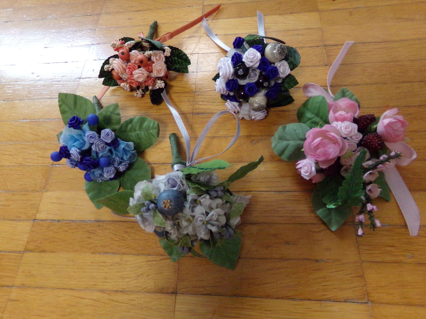 Tutte le decorazioni: Deko Blumensträusse   5 Stück – Usato da Winterthur venduto da Jessi_di