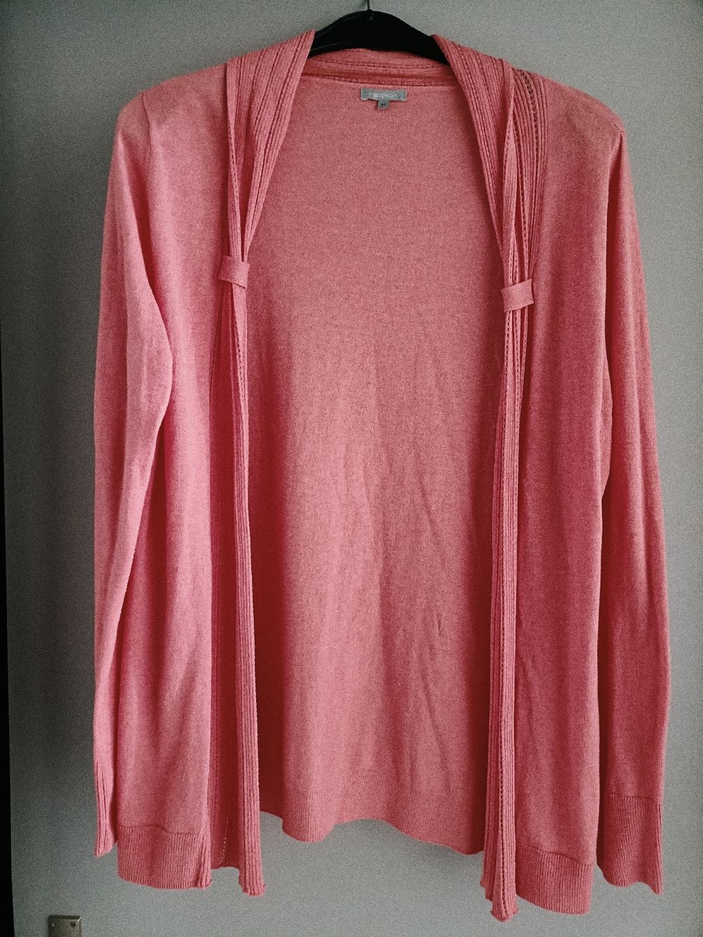 Maddison Pullover & Sweatshirts: Maddison Pulli, Rosa, gut erhalten, Grösse XL – Gebraucht aus Winterthur von meci02 1