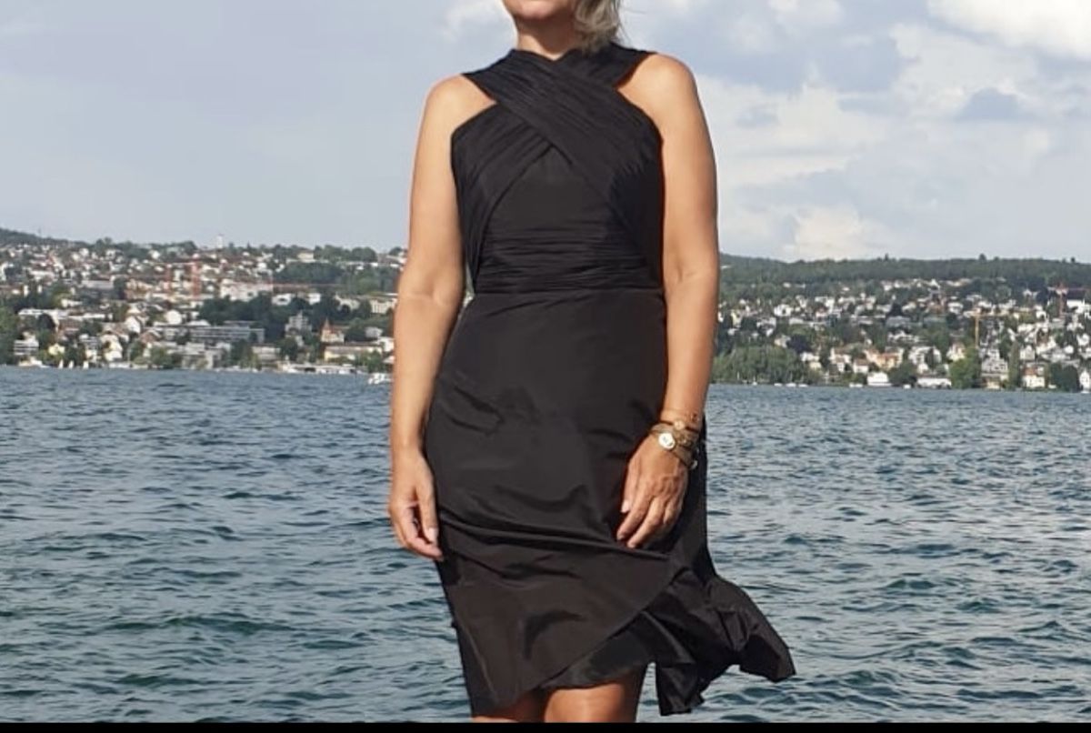Kleider: Carven Kleid , Top Zustand – Gebraucht aus zürich von dalia06 1