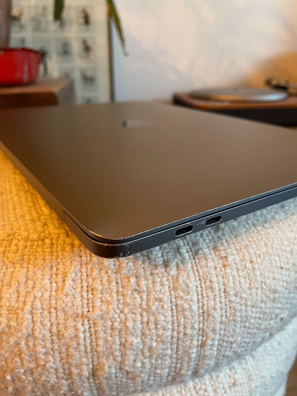 Apple Notebooks: Macbook Pro 2020 – Gebraucht aus Morges von luckyboy19 8