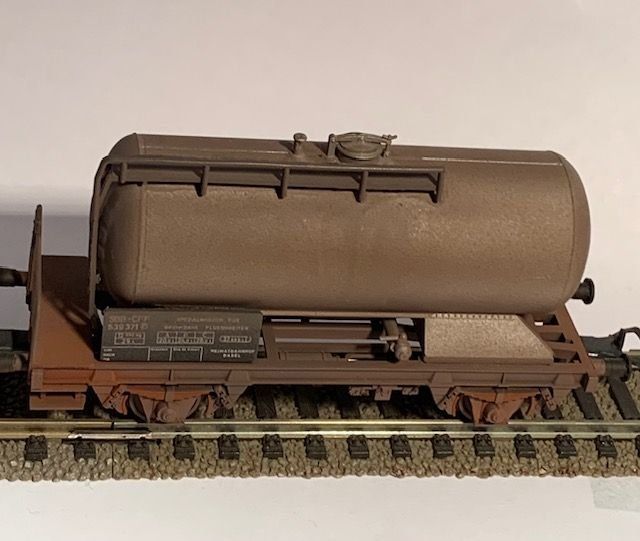Liliput Modellini di ferrovie: 4 Kesselwagen H0 Liliput – Usato da Winterthur venduto da Porzellan 5