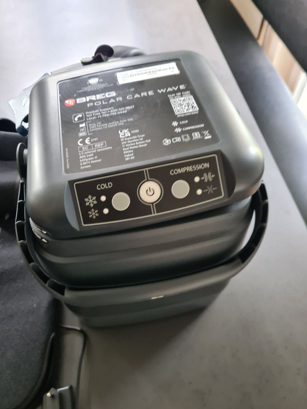 Attrezzature mediche: Kältetherapiegerät BERG POLAR CADE WAVE inkl. Adapter – Usato da Flühli LU venduto da Siro1998 1