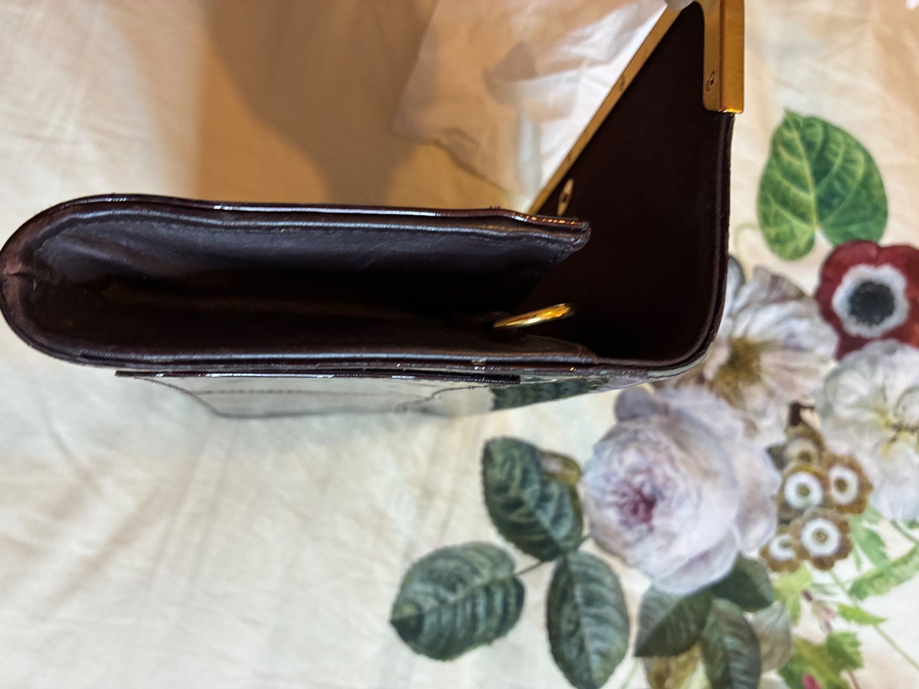 Louis Vuitton Borse da donna: pochette Louis Vuitton verni Monogram Ébène, excellent – Usato da Nyon venduto da far_f89n 3
