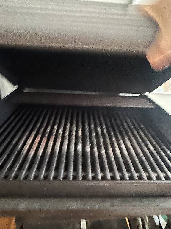 Grills: Grill Weber  – Gebraucht aus Oberweningen von gta_kl5b 4